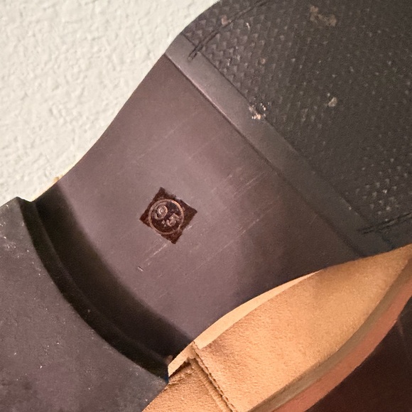 Men's Chelsea Boots in Tan Suede - Picture 8 of 8